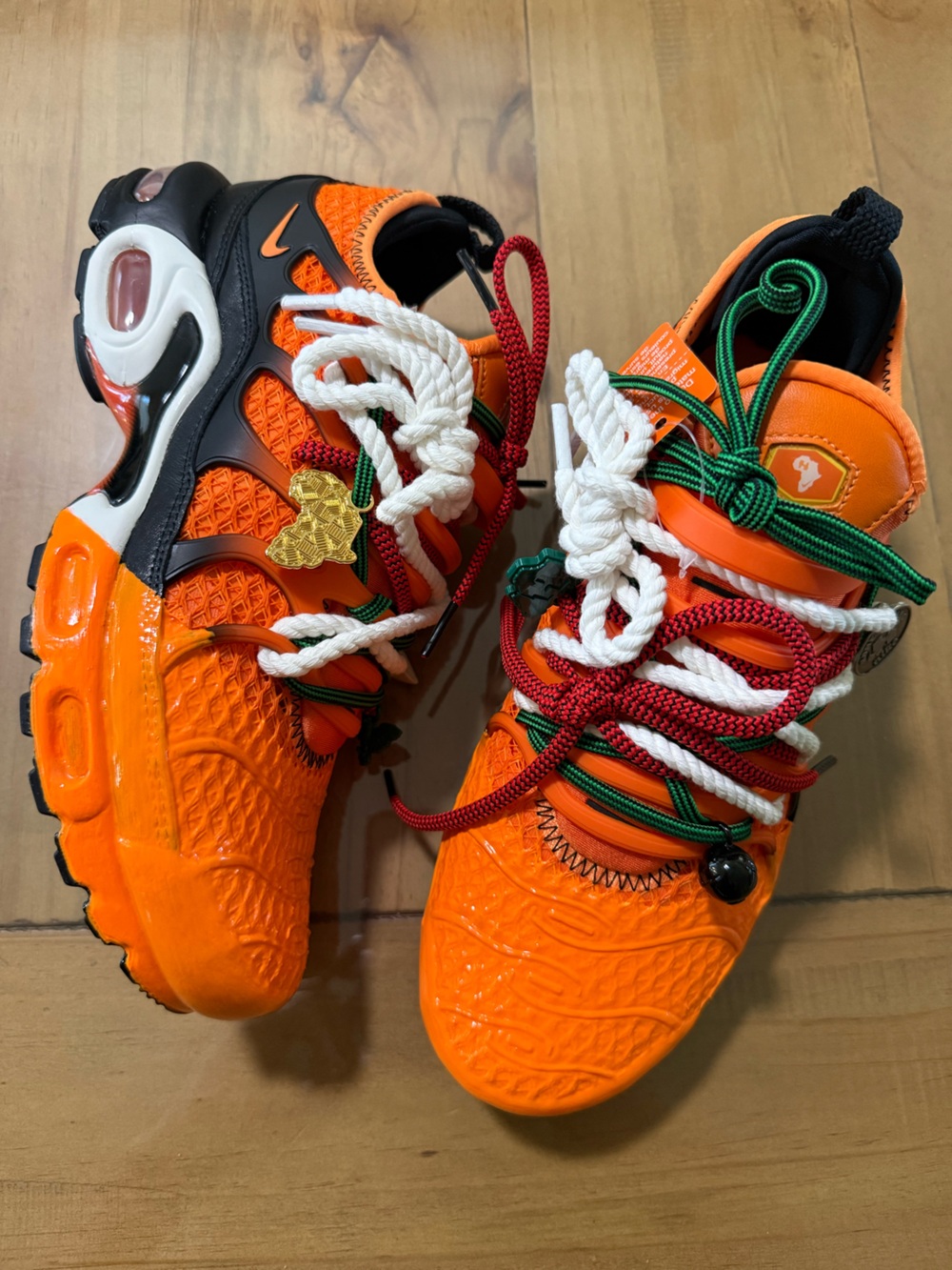 Homecoming X Nike Air Max Plus Safety Orange Brand New